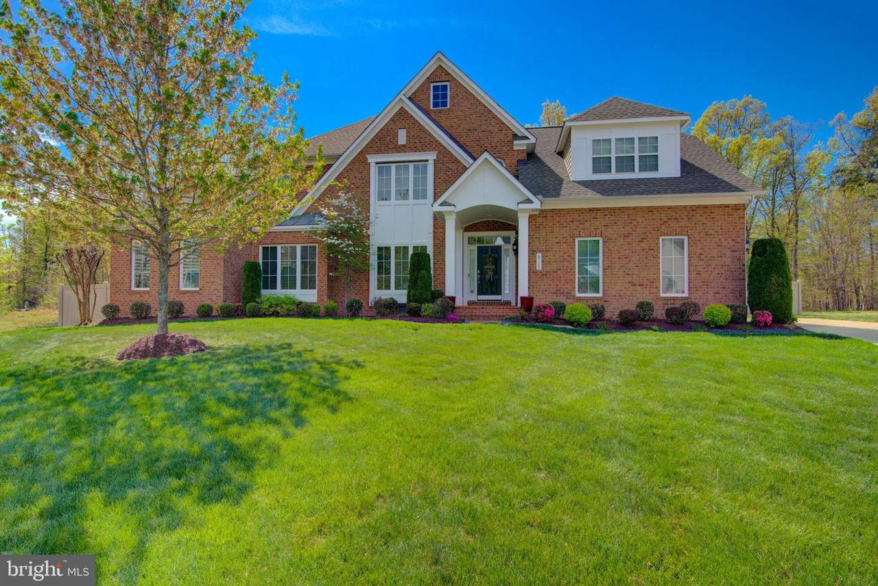 6711 Chatham Park Drive - Photo 1
