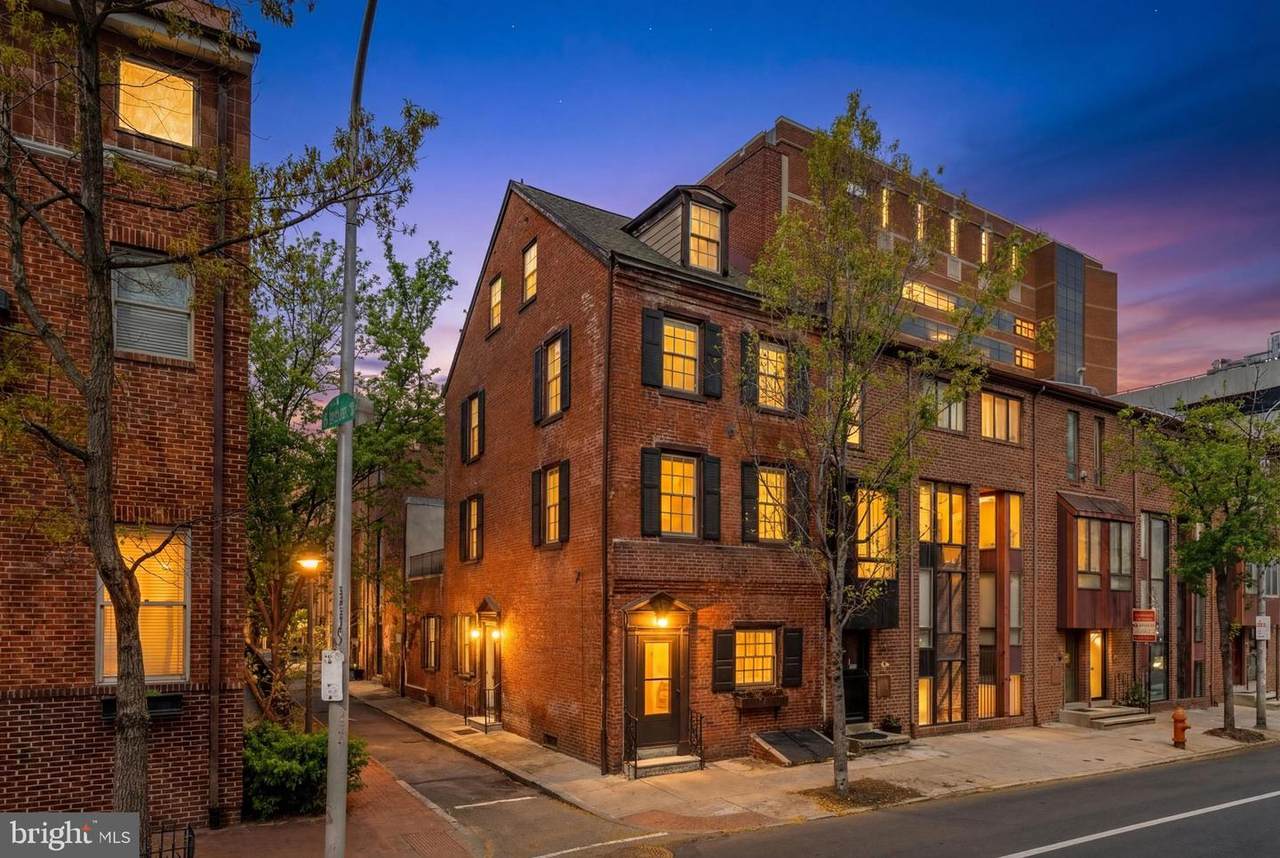 244 9TH Street - Photo 1