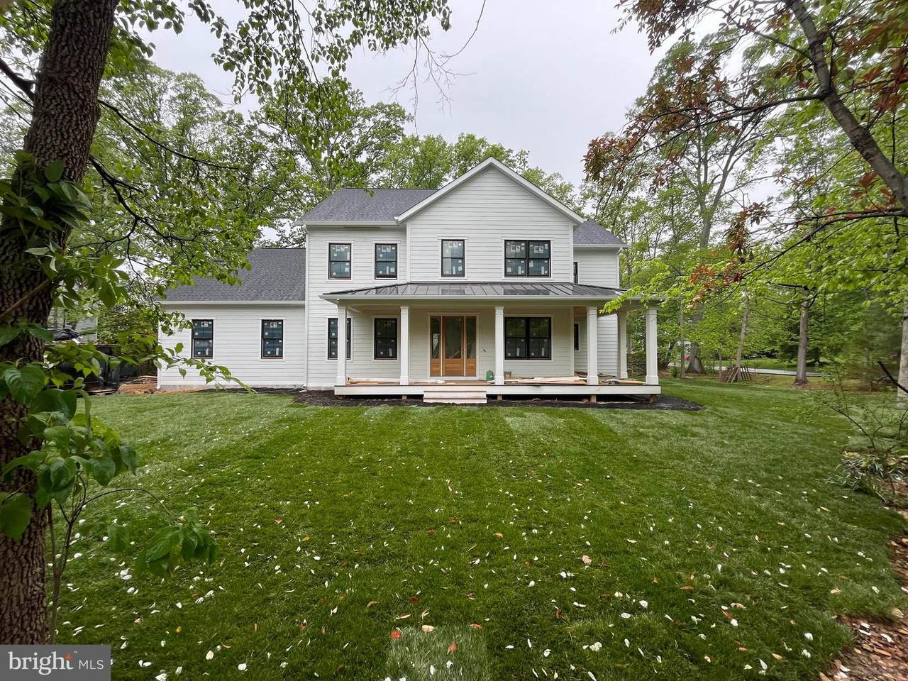 7926 Bolling Drive - Photo 1
