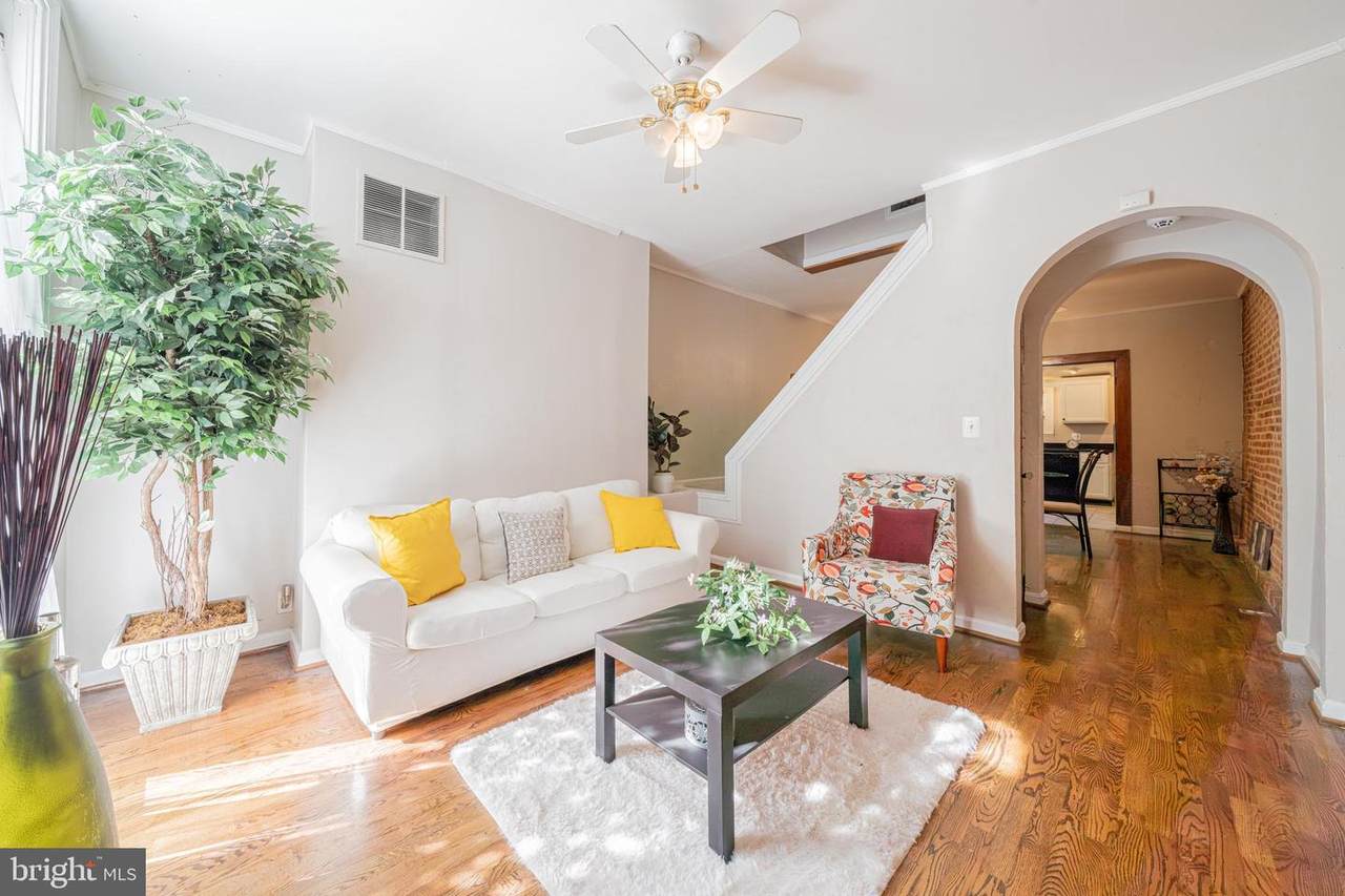 1432 Charles Street - Photo 1