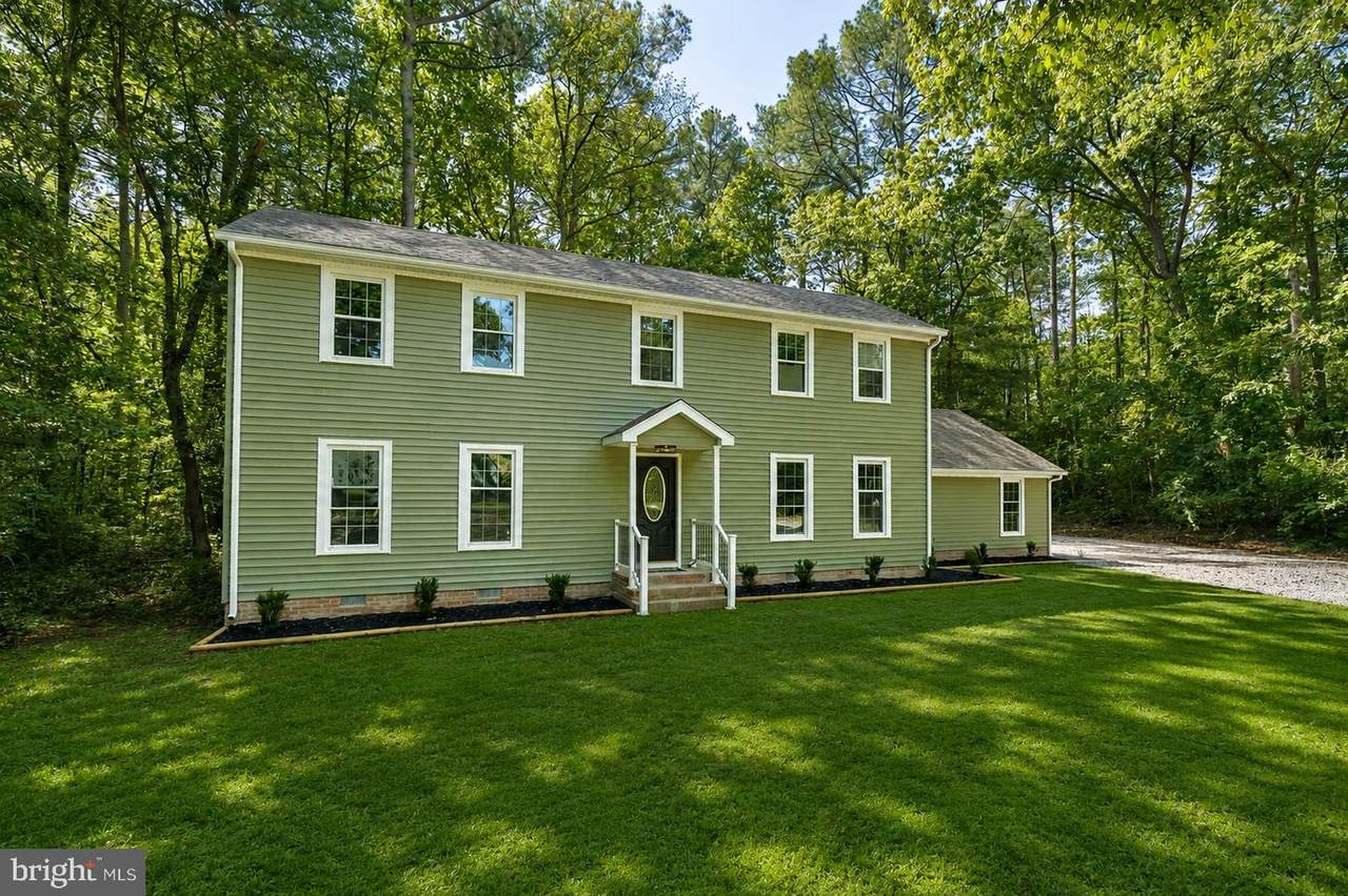 2033 Wildwood Trail - Photo 1