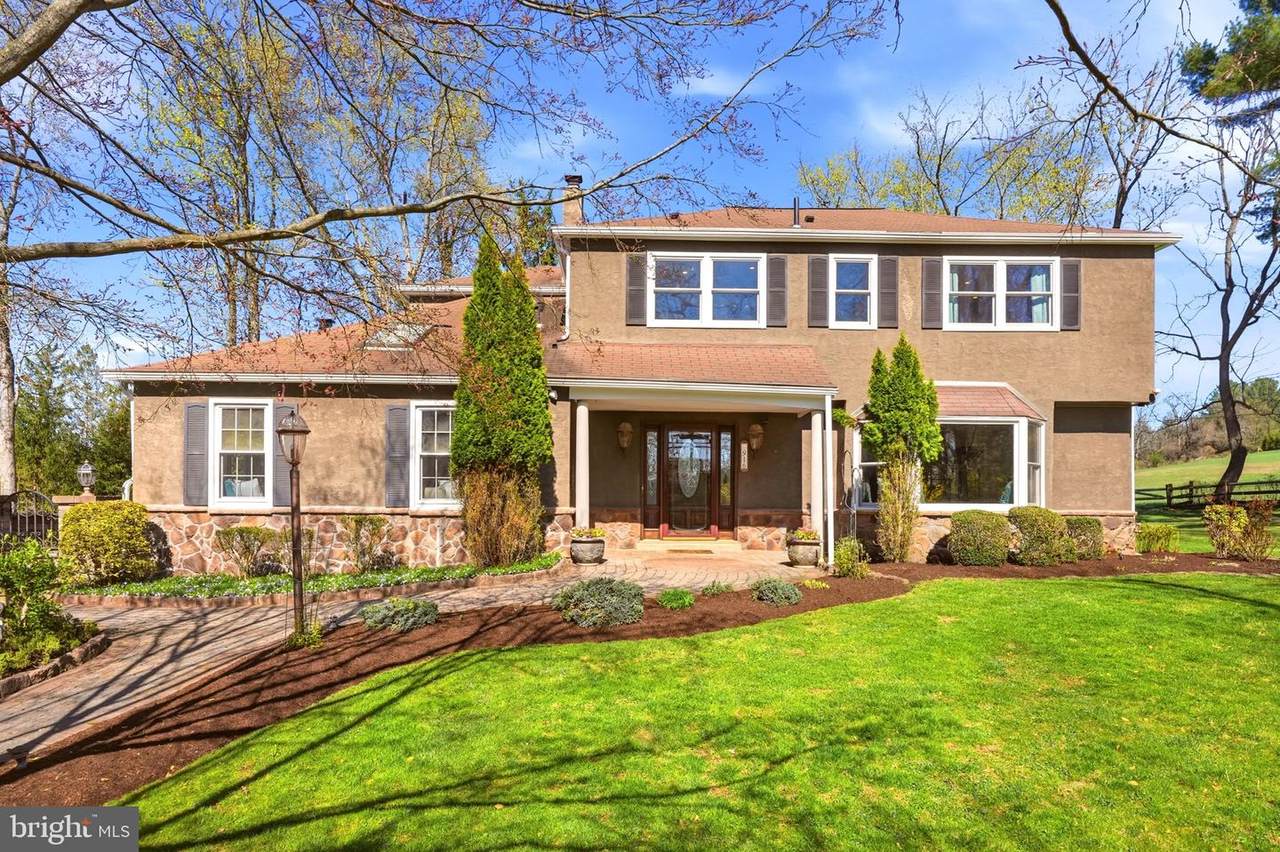 916 General Howe Drive - Photo 1
