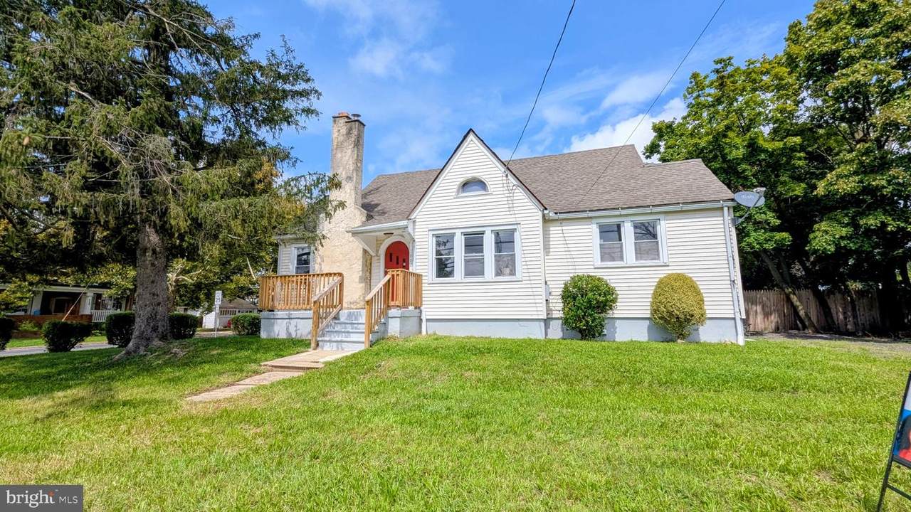 1002 Chestnut Avenue - Photo 1