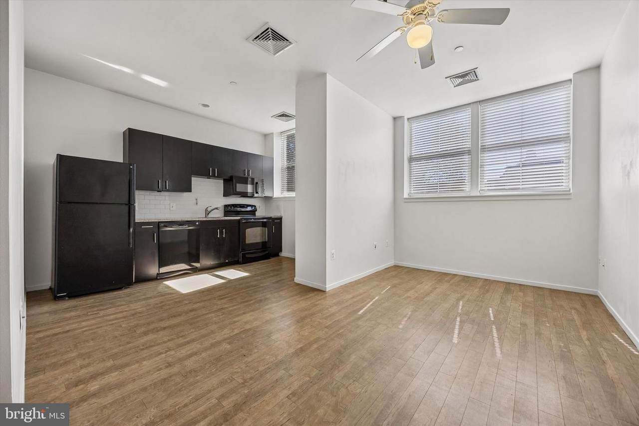 1015-1021 Lancaster Avenue - Photo 1