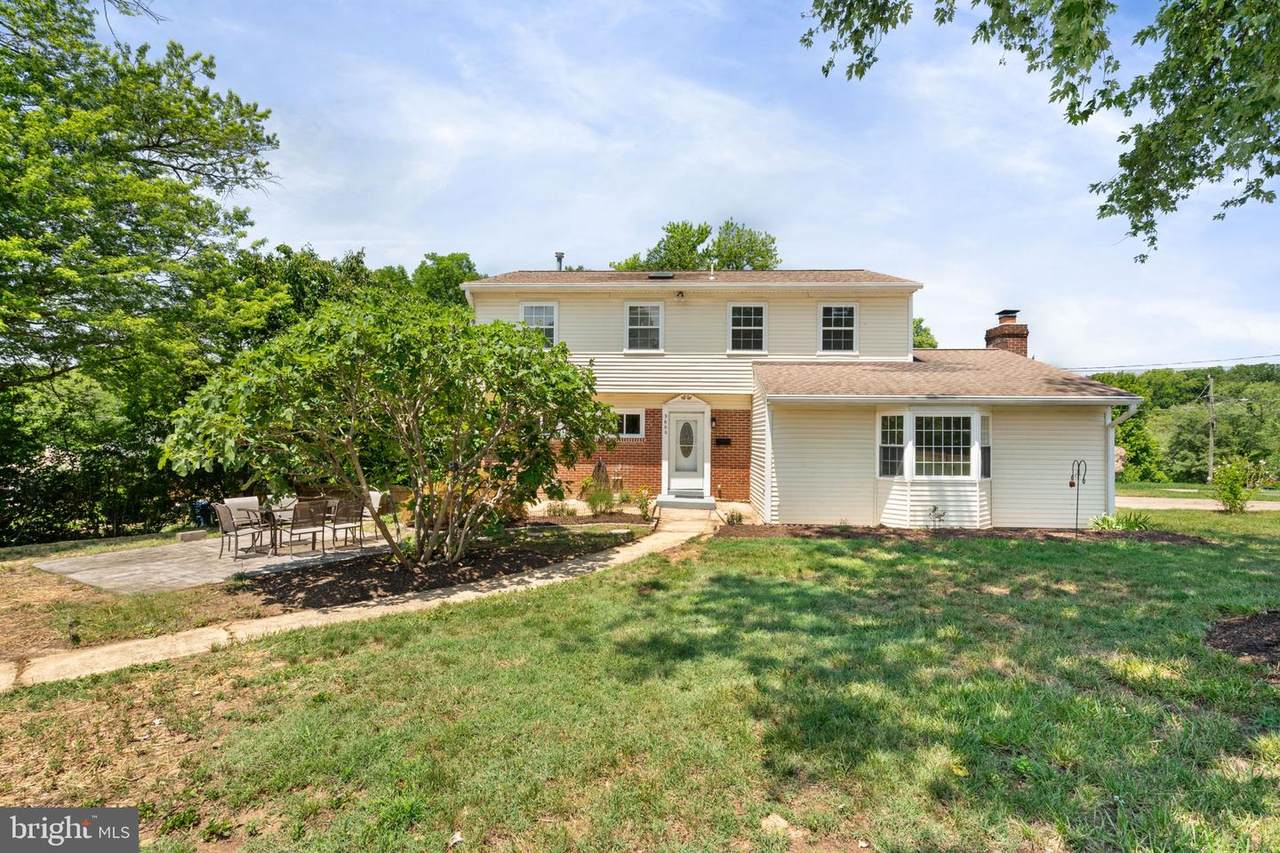 3600 Oakwood Lane - Photo 1