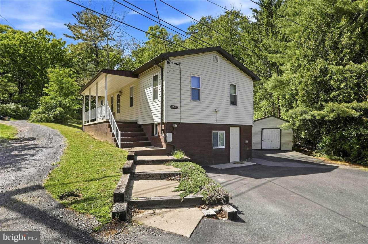 12717 Cresap Street - Photo 1