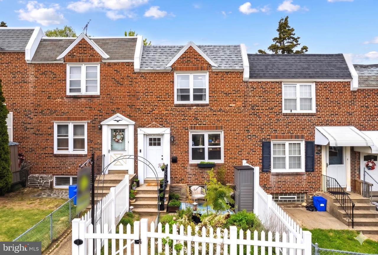 374 Fairway Terrace - Photo 1