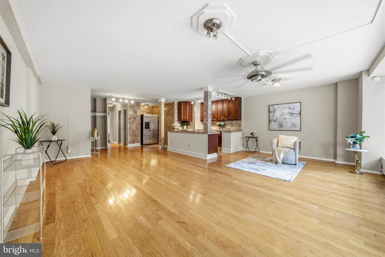 410 O Street - Photo 1