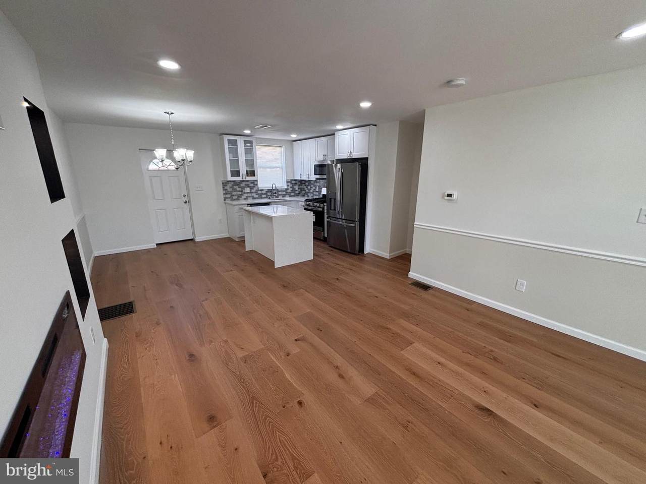 https://bt-photos.global.ssl.fastly.net/brightmls/1280_boomver_3_804840306390-2.jpg