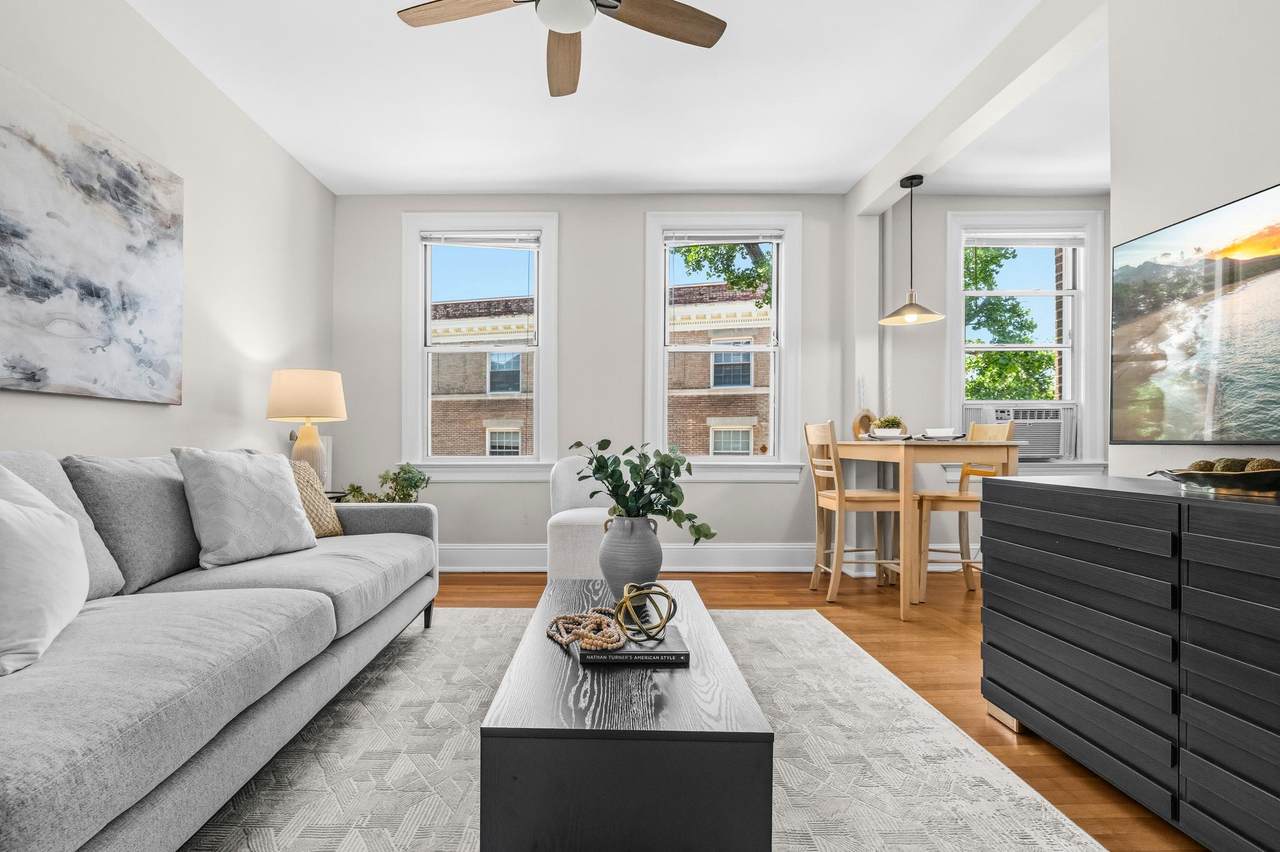 1875 Mintwood Place - Photo 1