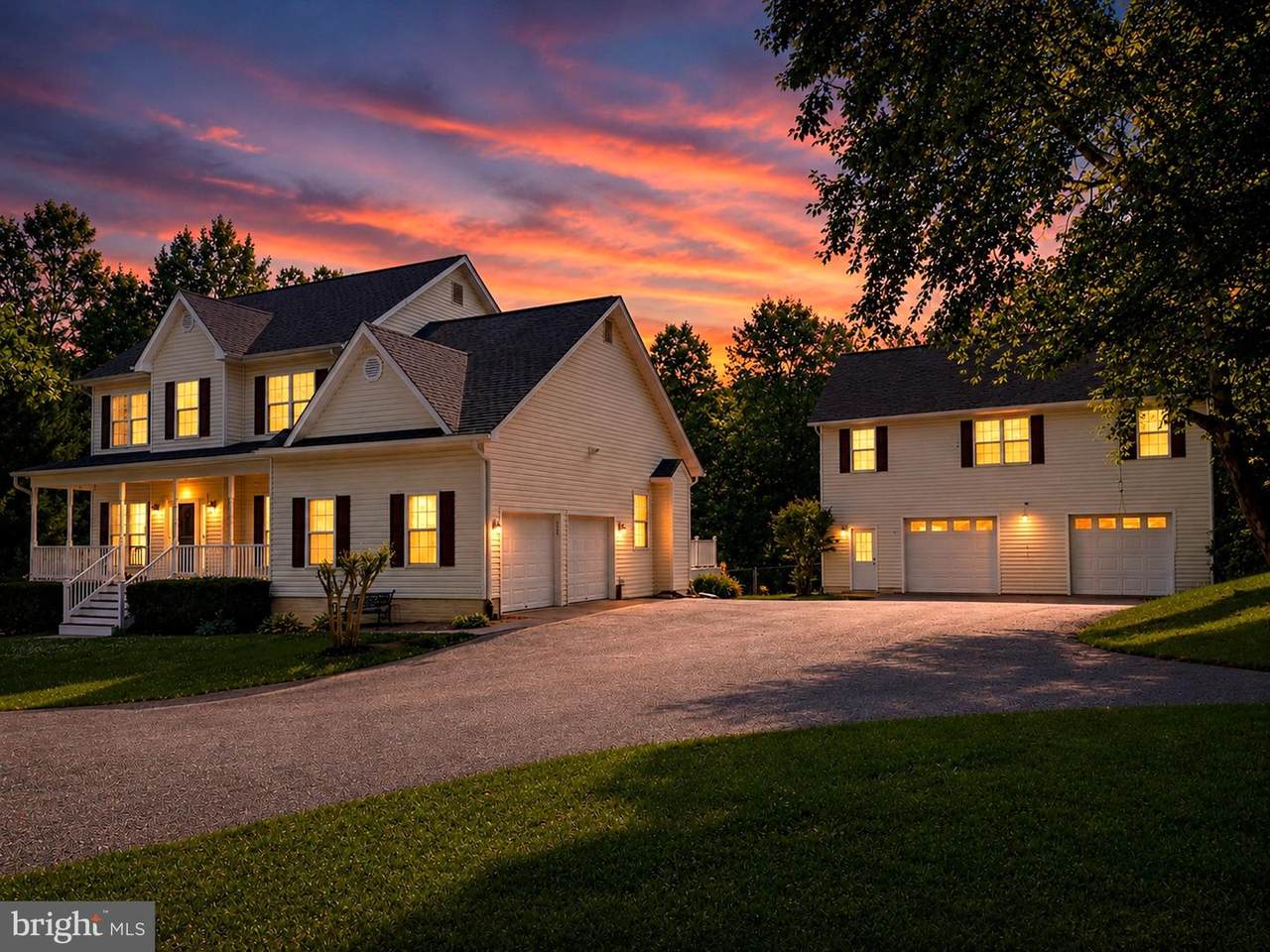 6890 Barney Drive - Photo 1