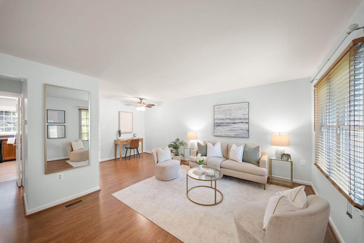 15325 Waters Edge Court - Photo 1