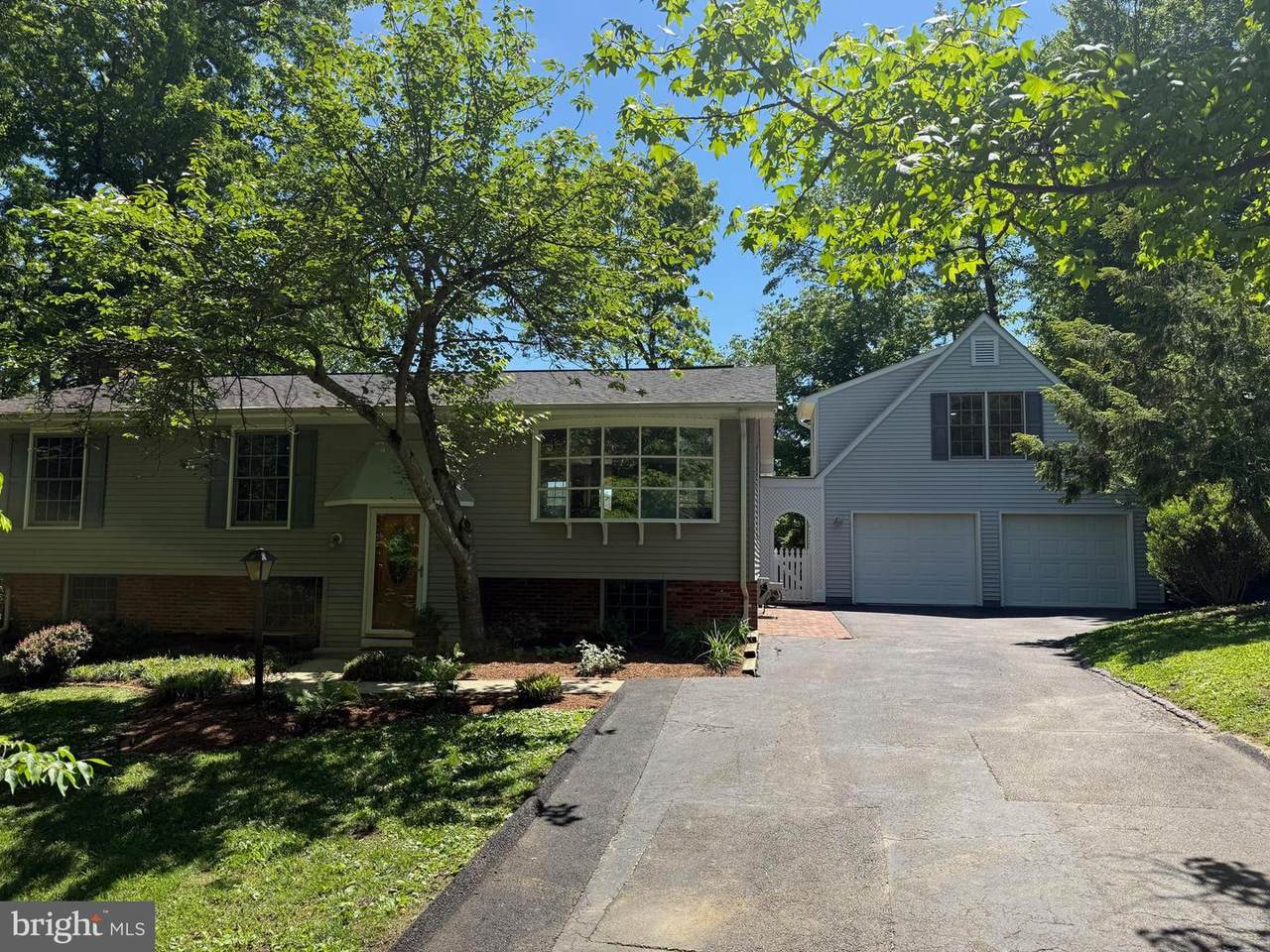 1022 Harbor Drive - Photo 1