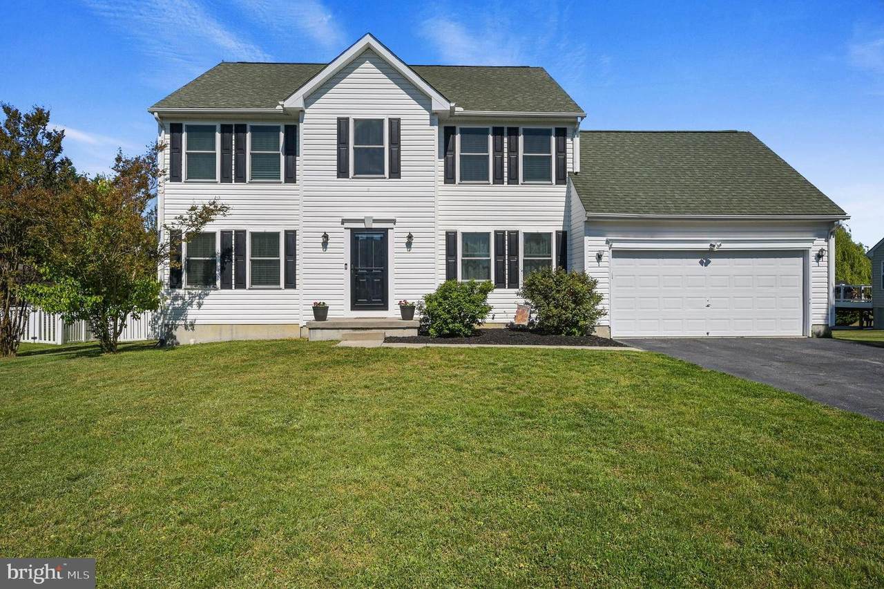 9 Big Pond Drive - Photo 1