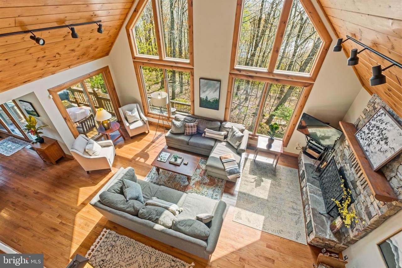 206 Highline Drive - Photo 1