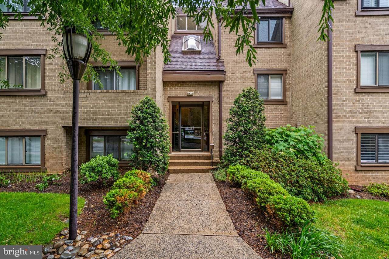 1631 Parkcrest Circle - Photo 1