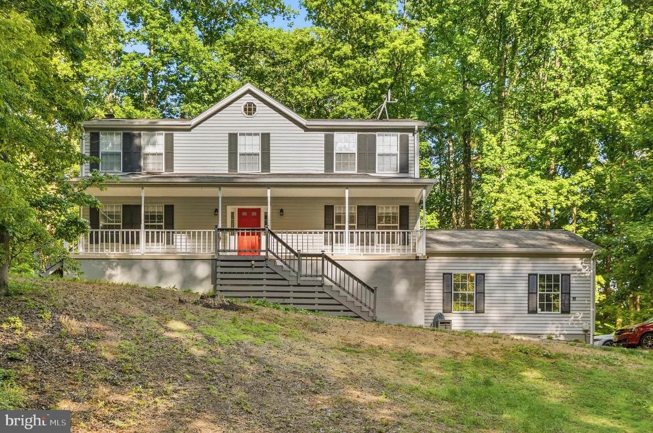 7090 Maxwell Drive - Photo 1