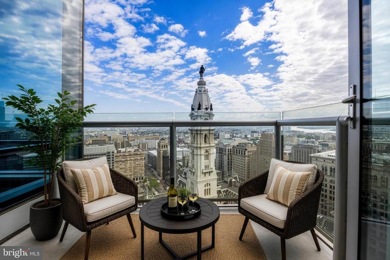 1414 Penn Square - Photo 1