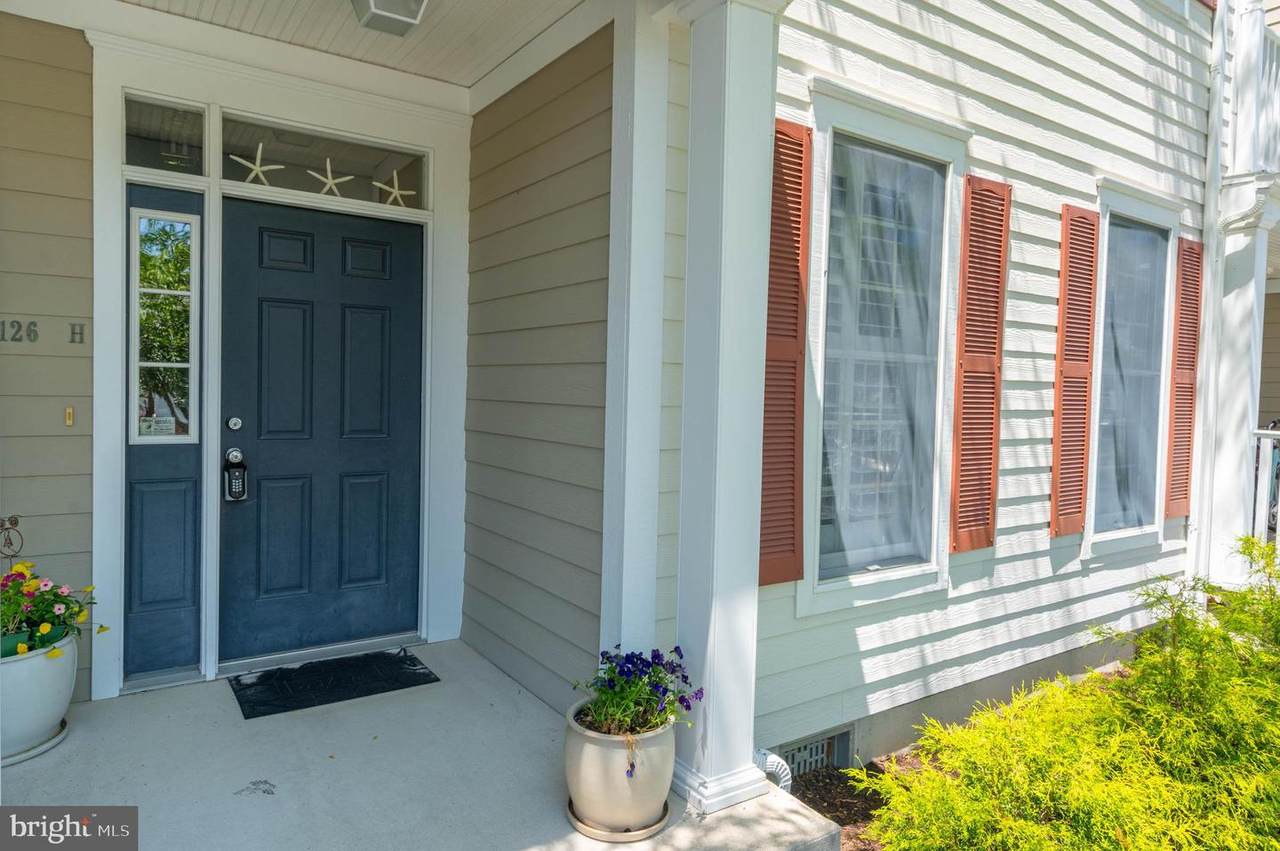 126 October Glory Avenue - Photo 1