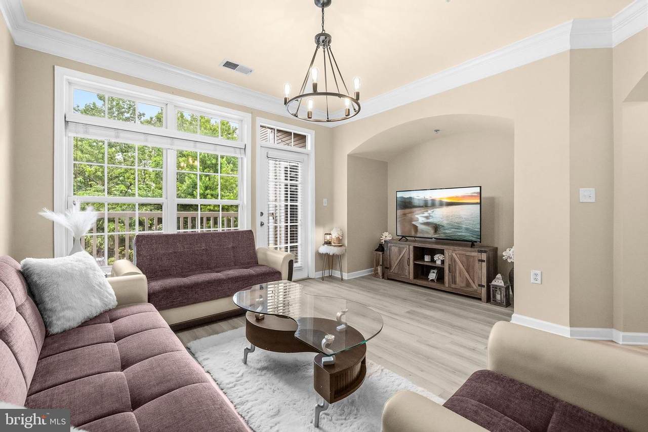512 Sunset View Terrace - Photo 1