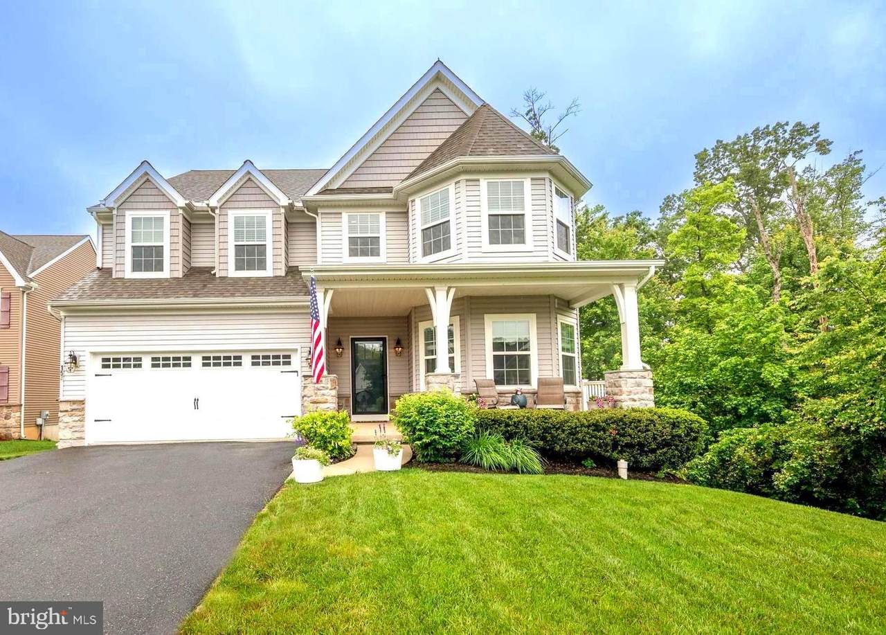 154 Saratoga Court - Photo 1
