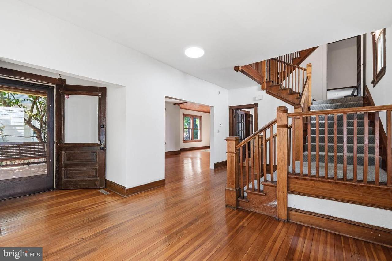 87 Shipwright Street - Photo 1