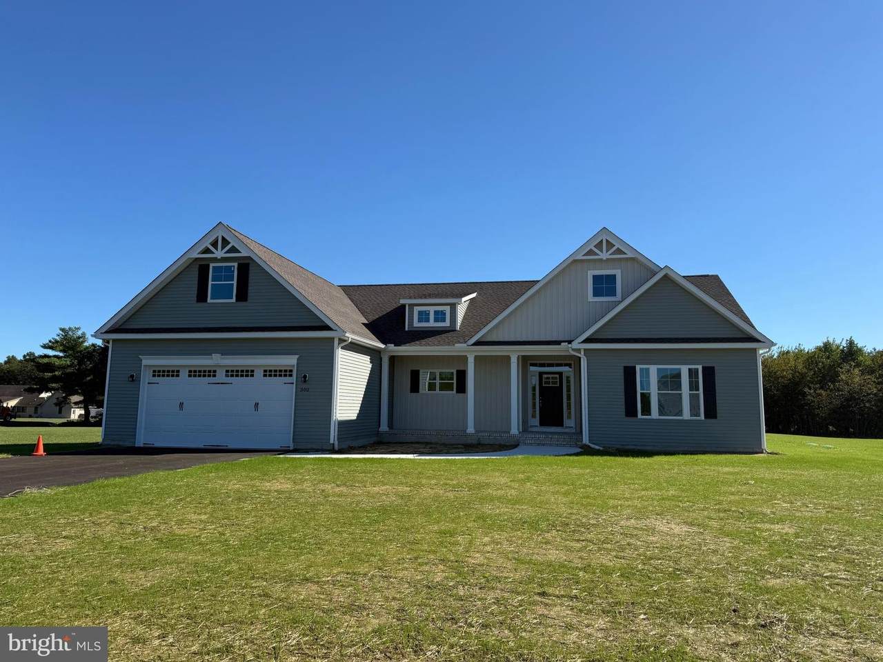 302 Greenbrook Dr - Photo 1