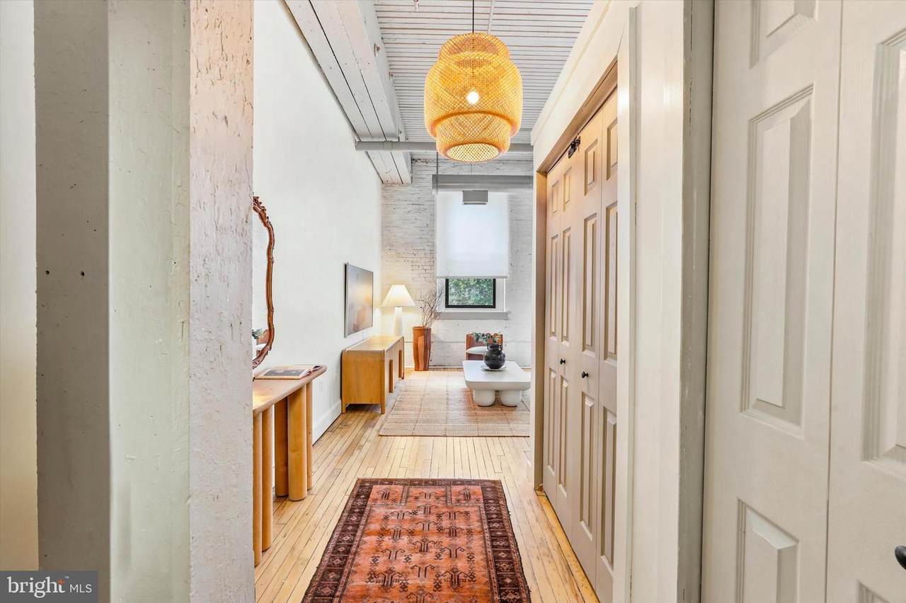 429 13TH Street - Photo 1