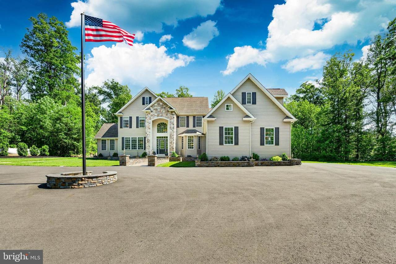 675 Rock Hill Road - Photo 1
