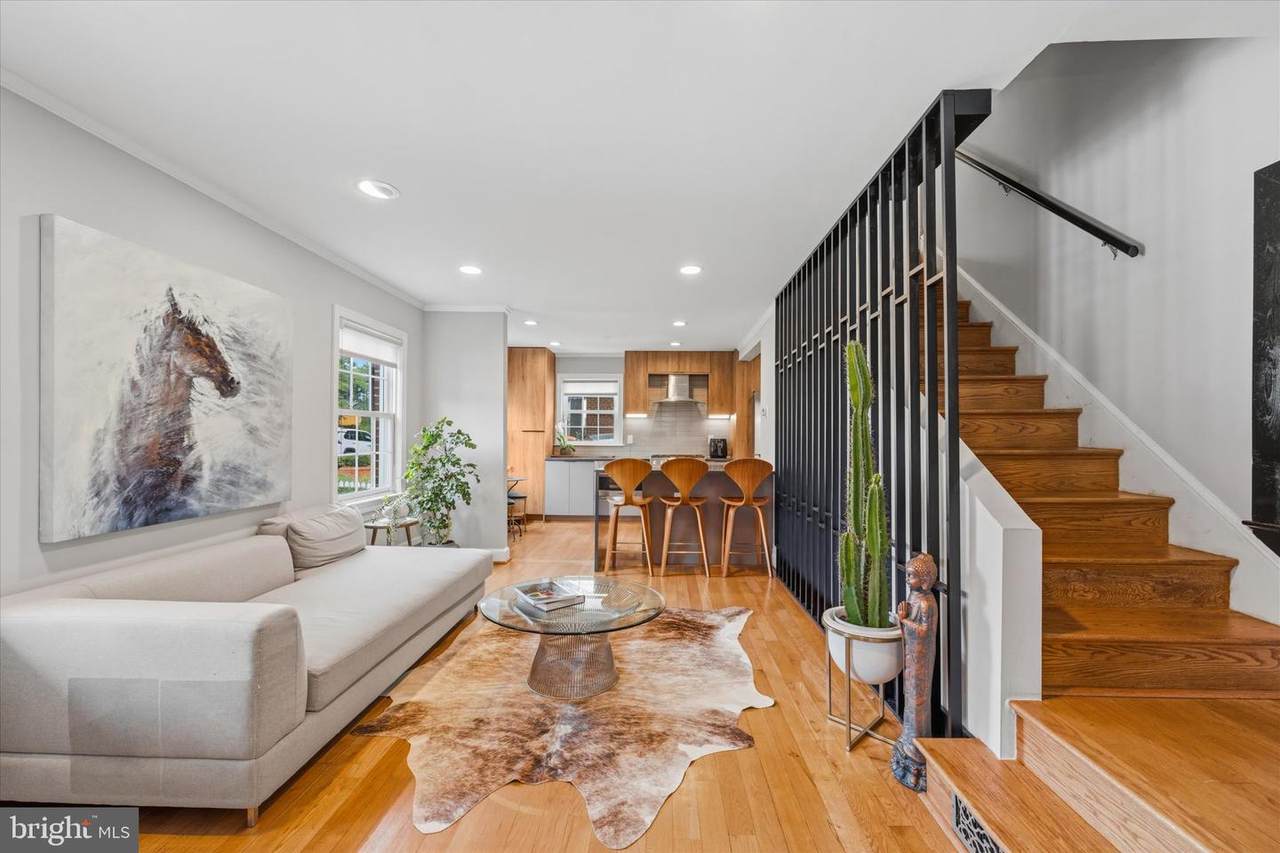 2719 Edison Street - Photo 1