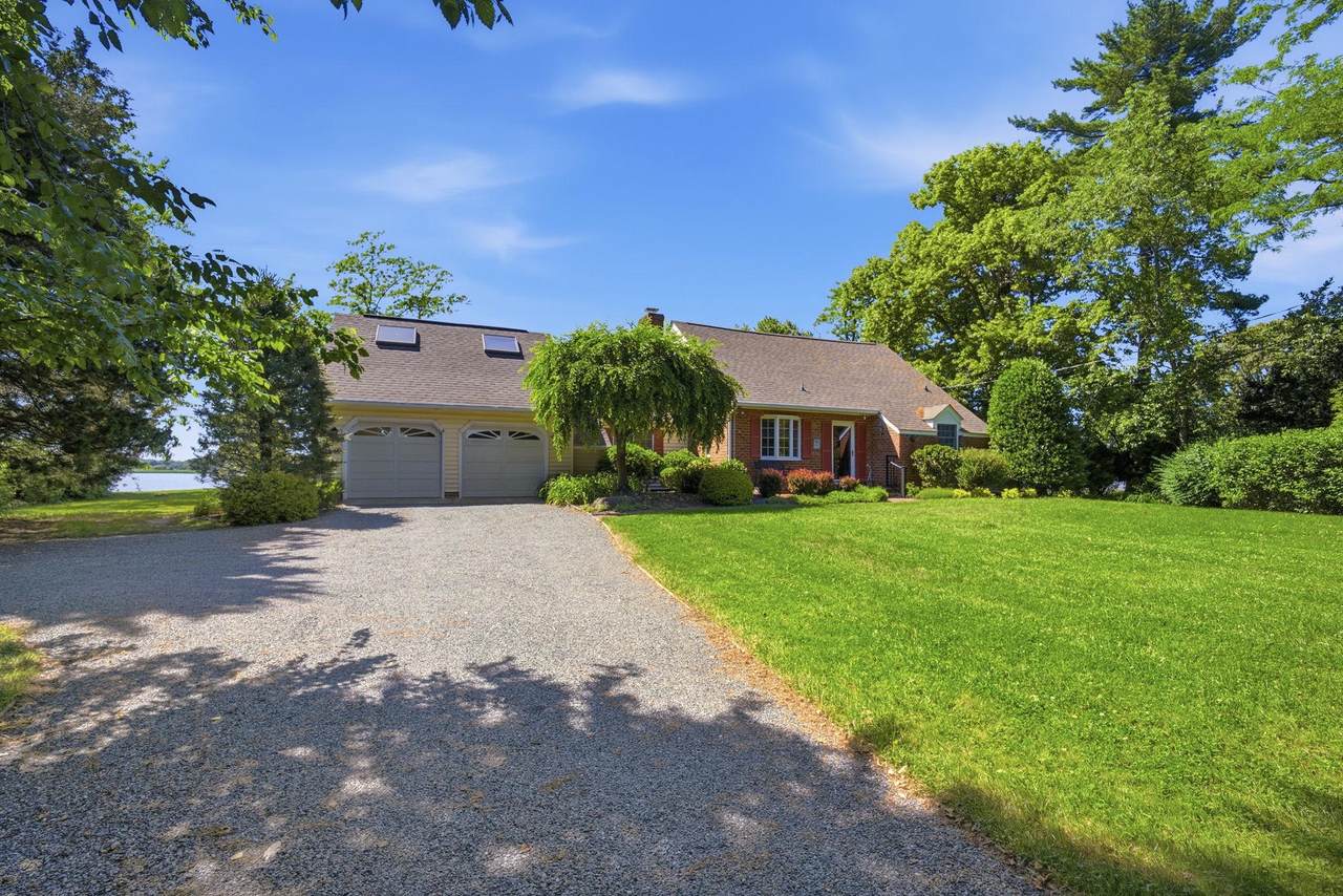 202 Royston Shores Road - Photo 1