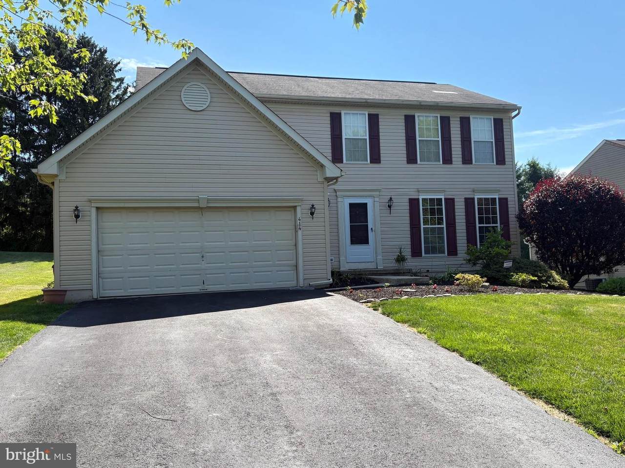 414 Flagstone Circle - Photo 1