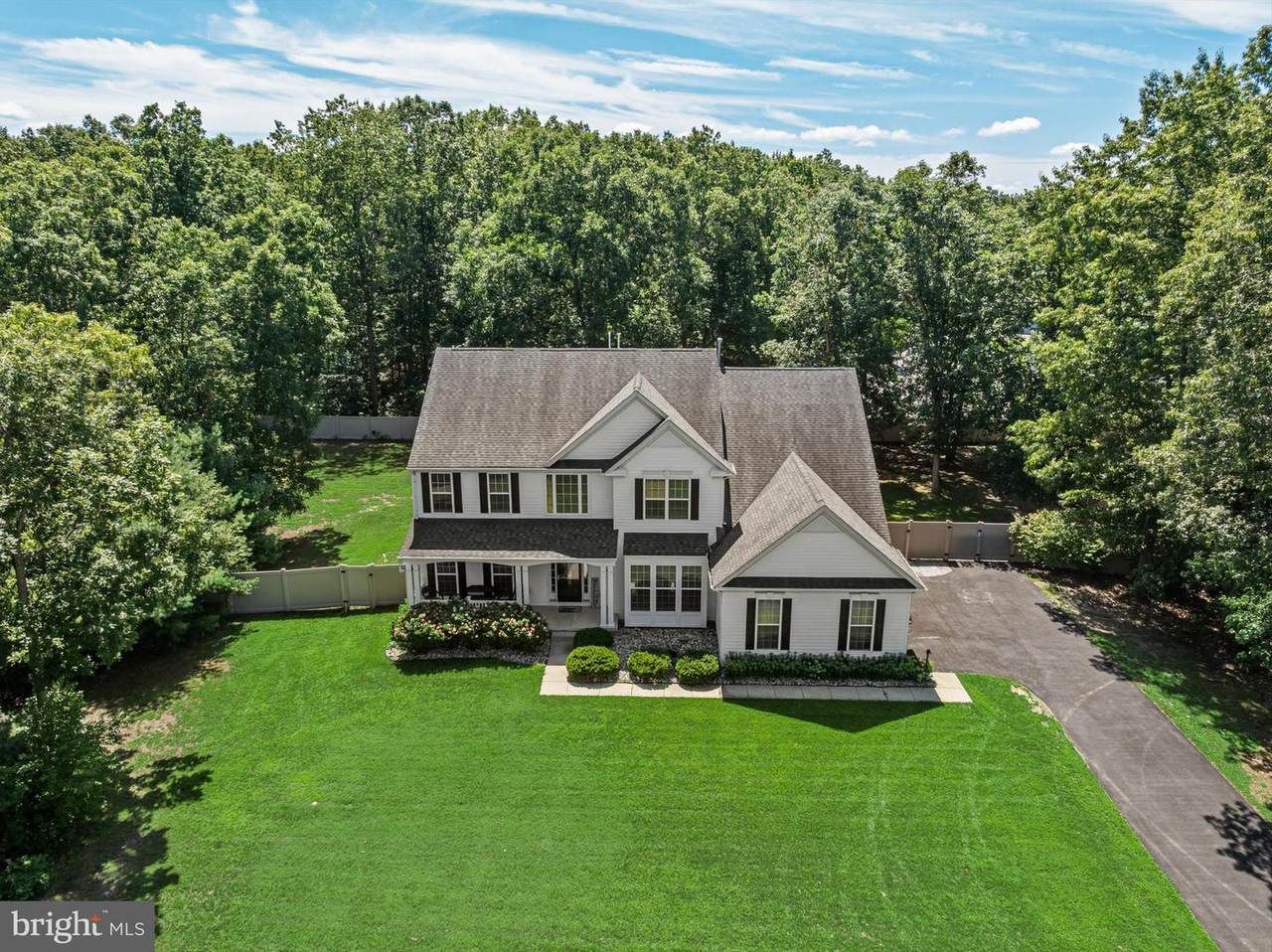 213 Cherry Tree Court - Photo 1