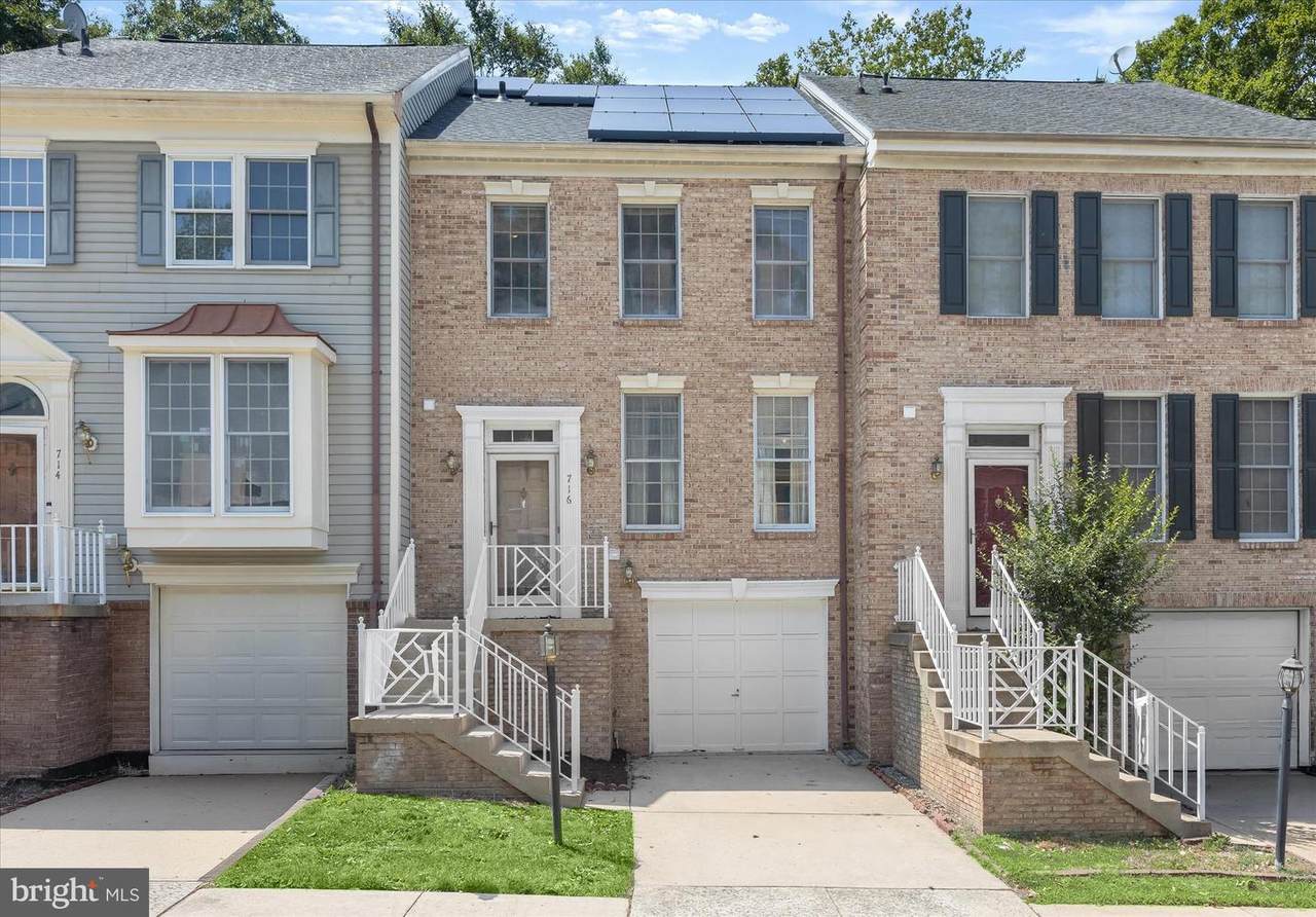 716 Streamside Drive - Photo 1