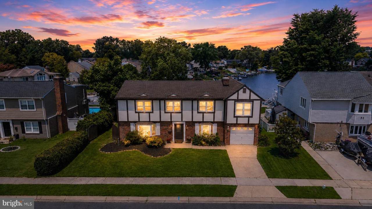 35 Neptune Drive - Photo 1