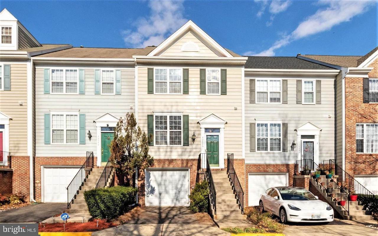 43046 Francis Square - Photo 1