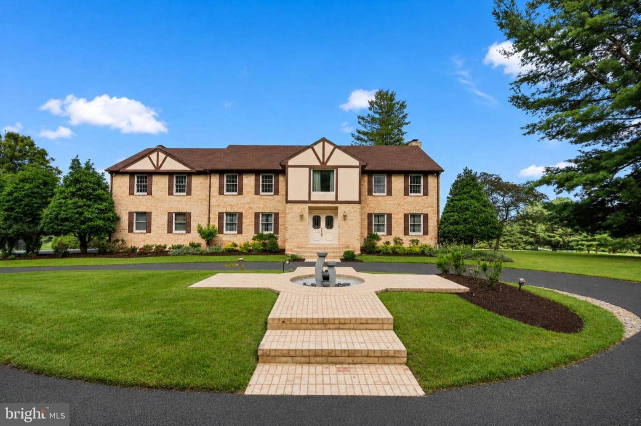 11706 Farside Road - Photo 1