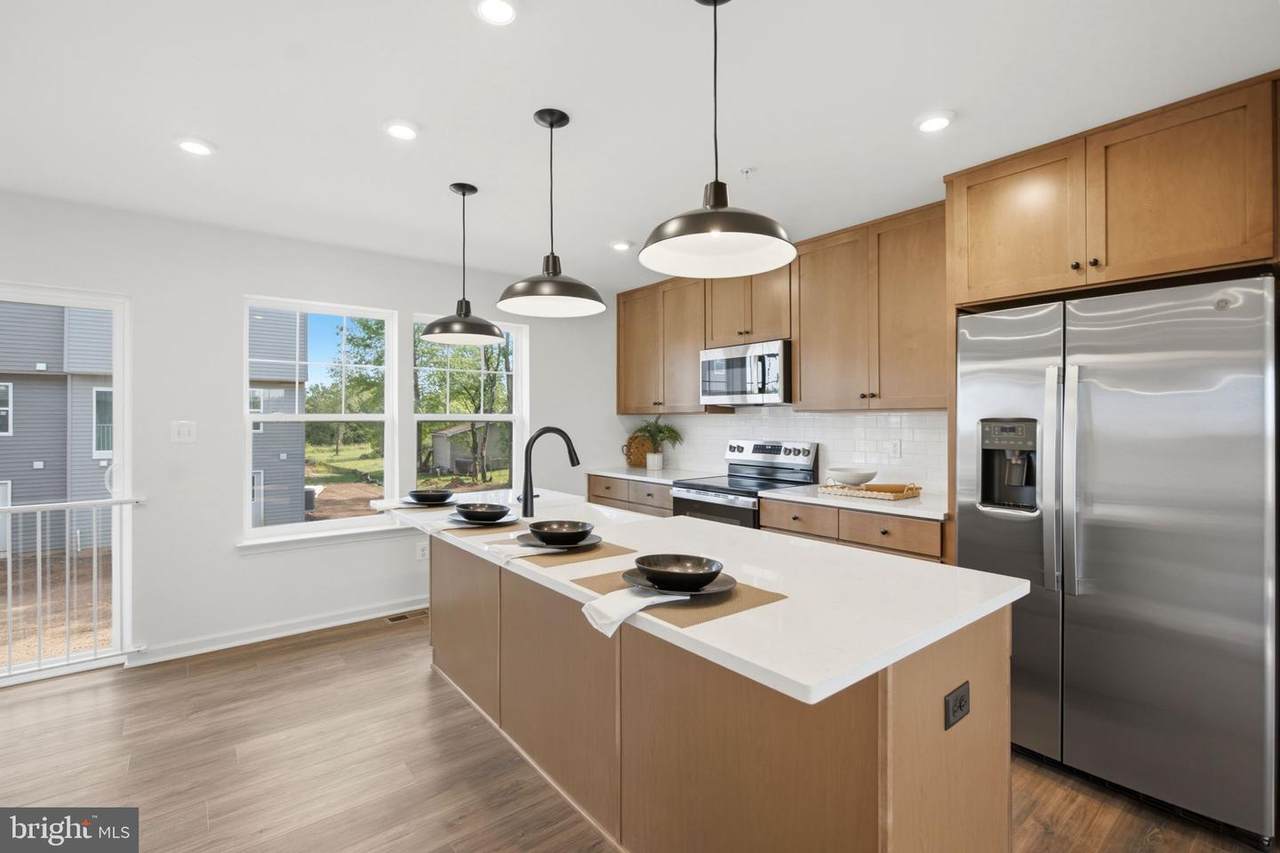 10 Magnolia Court - Photo 1