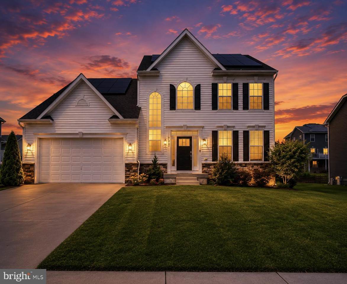 720 Scarlet Sky Drive - Photo 1