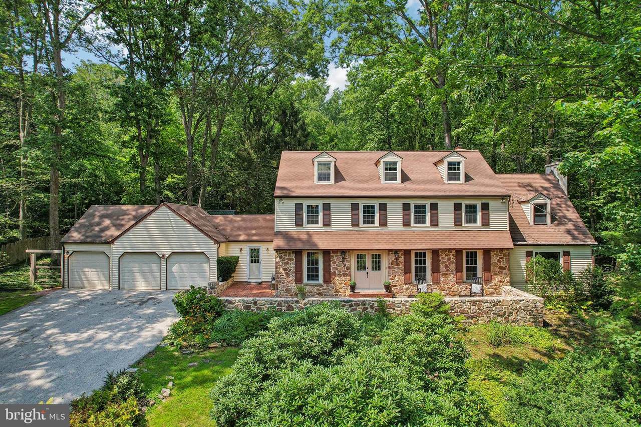 512 Conestoga Road - Photo 1