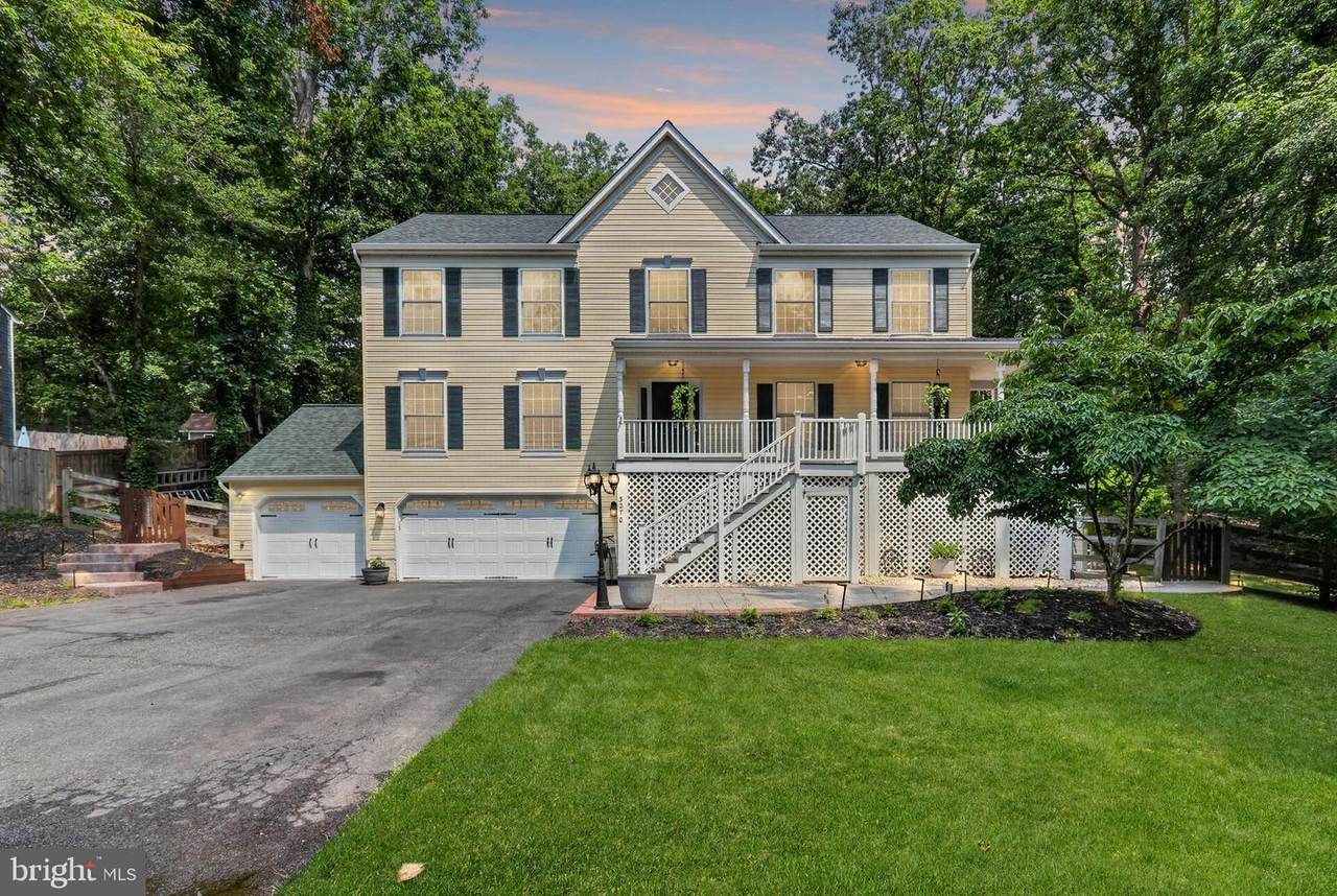 3270 Titanic Drive - Photo 1