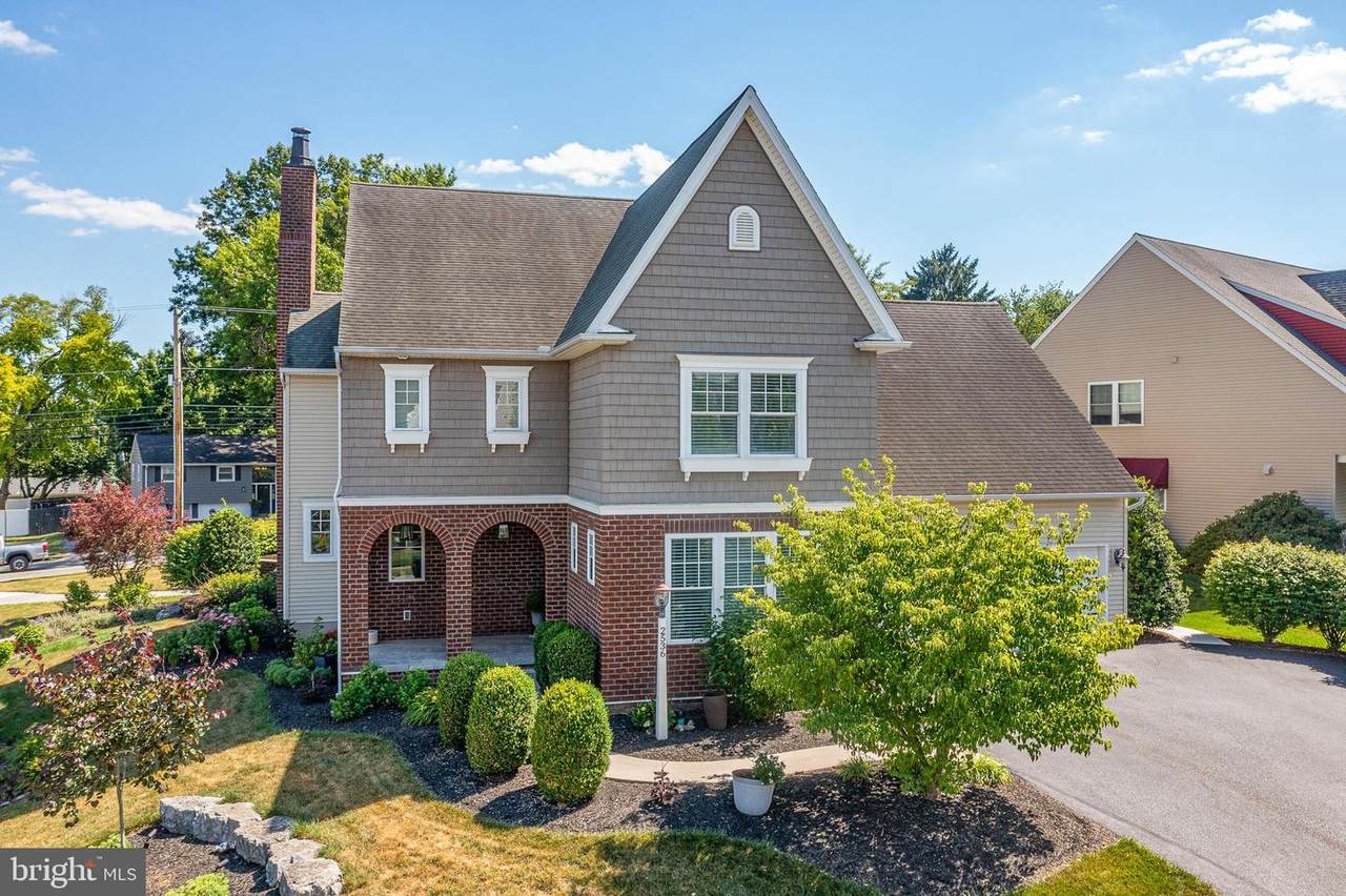 2536 Starbrush Drive - Photo 1
