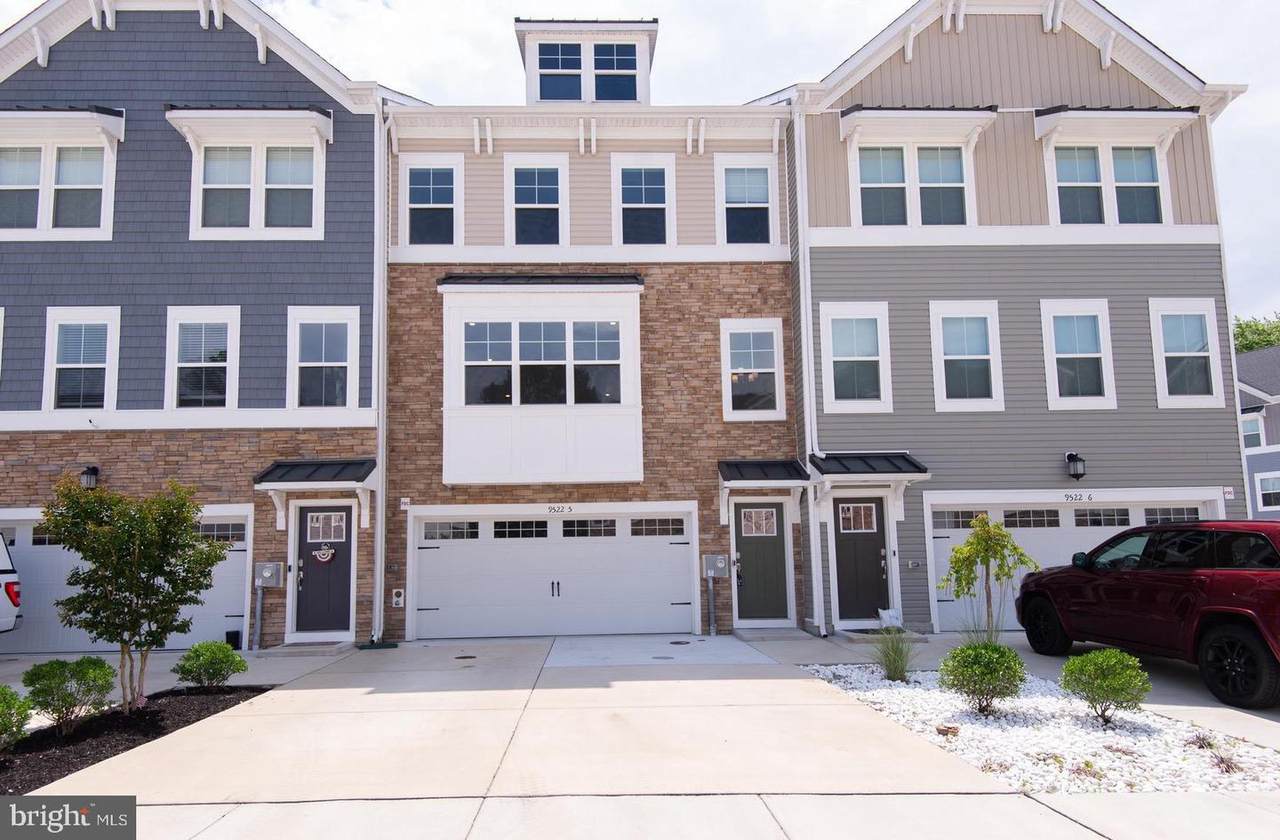 9522 Seascape Lane - Photo 1