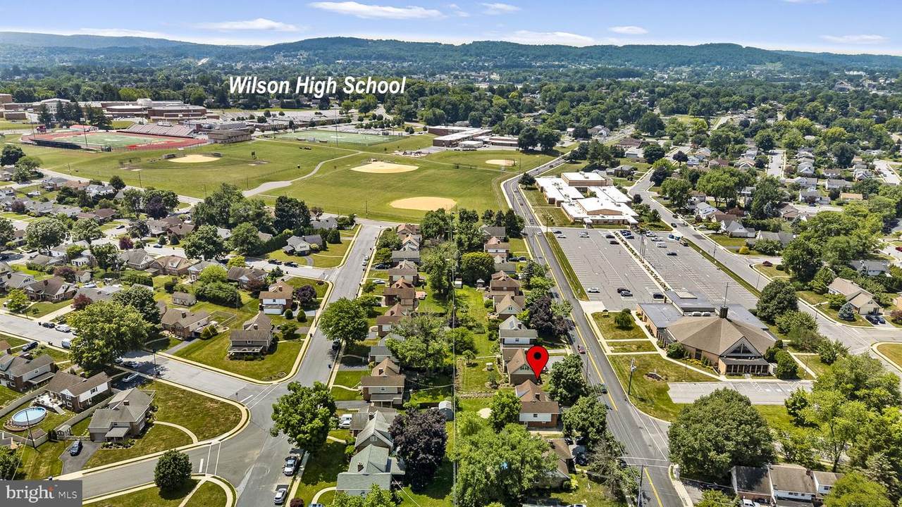2400 Van Reed Road - Photo 1