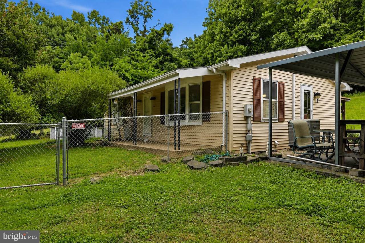 2529 Chestnut Grove Road - Photo 1