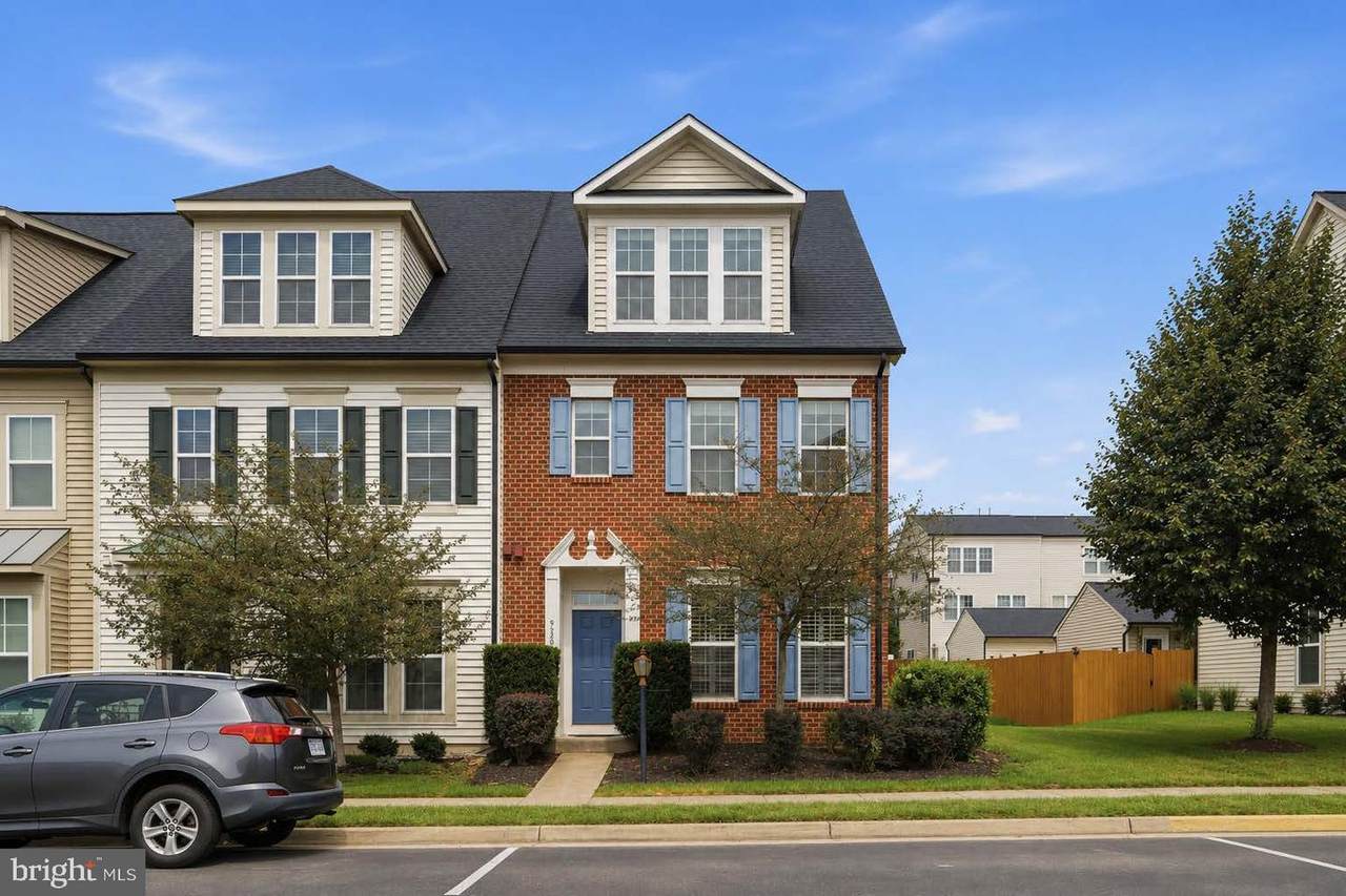 9320 Alvyn Lake Circle - Photo 1