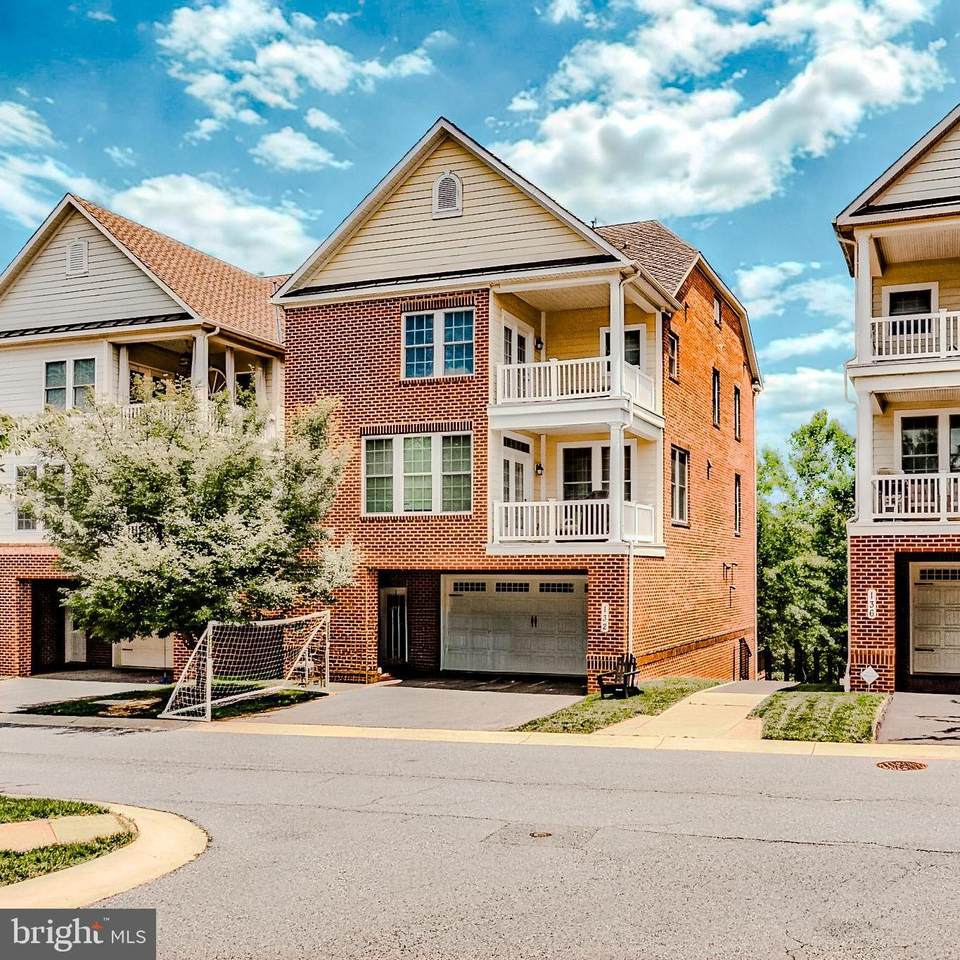 132 Liriope Place - Photo 1