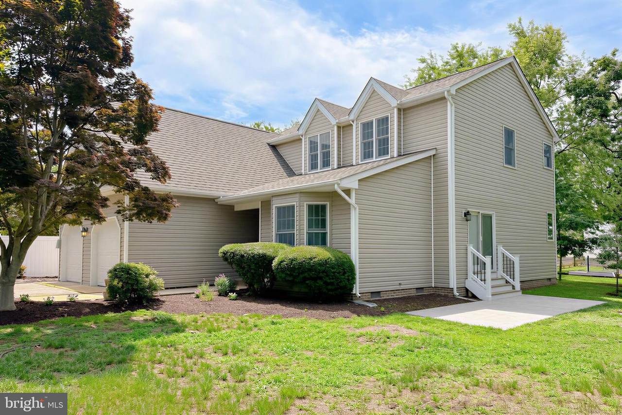 40777 Center 40 Circle - Photo 1