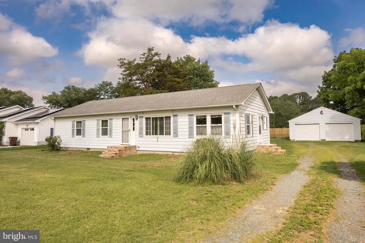 304 Calvin Drive - Photo 1