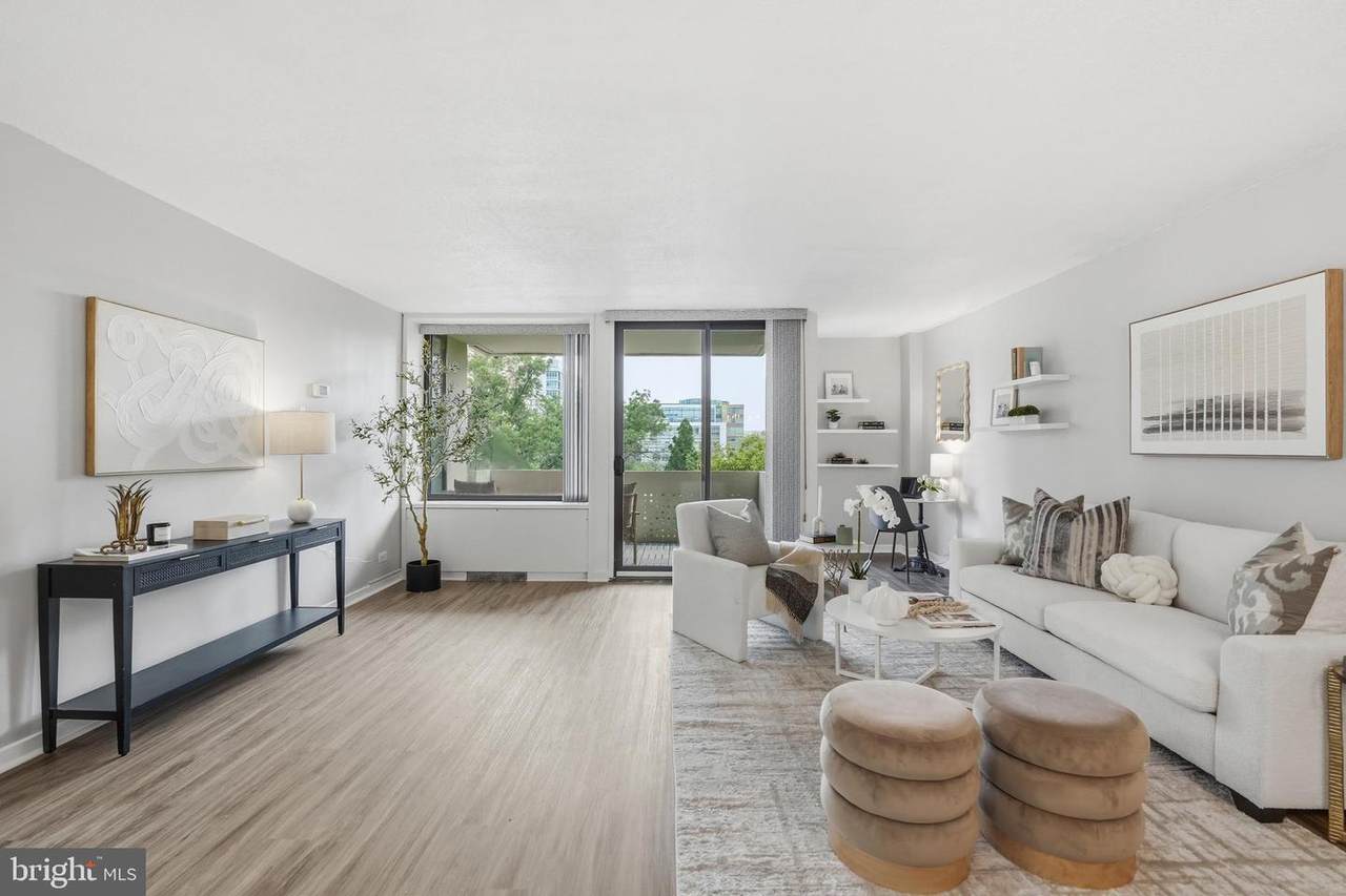 1245 4TH Street - Photo 1